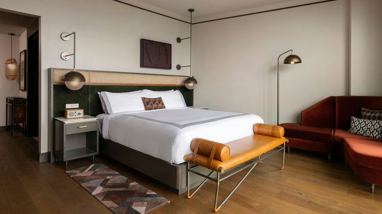 The Tess Hotel Suite