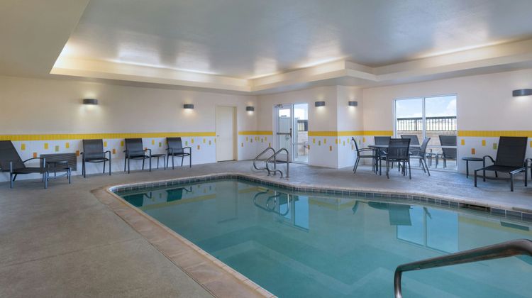 Fairfield Inn & Suites Fredericksburg Pool