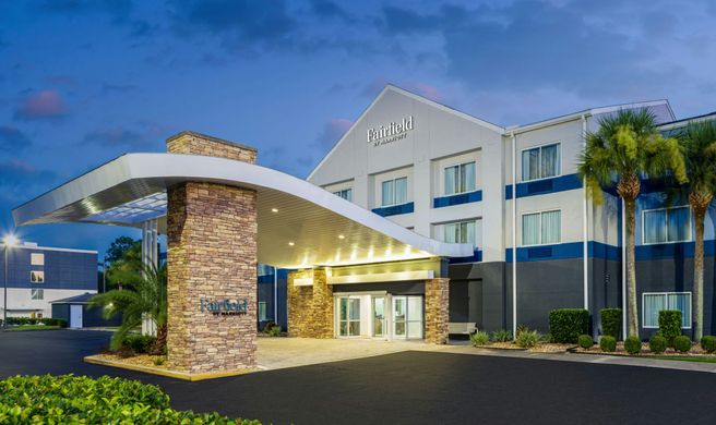 Fairfield Inn & Suites Brunswick Exterior
