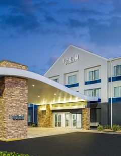 Fairfield Inn & Suites Brunswick