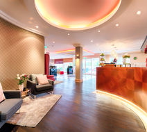 Leonardo Hotel Heidelberg Lobby