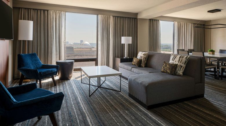 <b>Kansas City Marriott Downtown Suite</b>. Images powered by <a href="https://www.leonardoworldwide.com/" title="Leonardo Worldwide" target="_blank">Leonardo</a>.