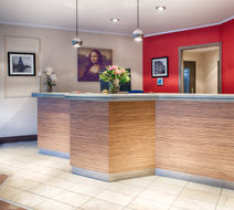 Leonardo Inn Hotel Hamburg Airport Lobby