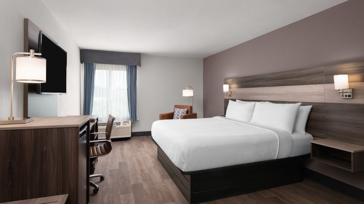 Garner Hotel Augusta West Room