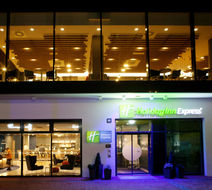 Holiday Inn Express Recklinghausen Exterior