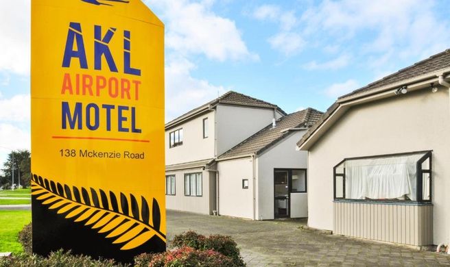 Auckland Airport Motel Exterior