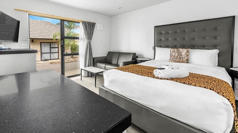 <b>Auckland Airport Motel Room</b>. Images powered by <a href="https://www.leonardoworldwide.com/" title="Leonardo Worldwide" target="_blank">Leonardo</a>.