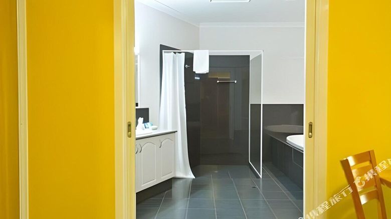 <b>Motel Le Grande Room</b>. Images powered by <a href="https://www.leonardoworldwide.com/" title="Leonardo Worldwide" target="_blank">Leonardo</a>.