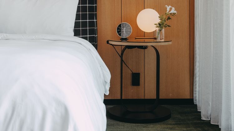 The Loren Hotel Austin Room