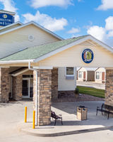 Cobblestone Inn & Suites, Big Lake
