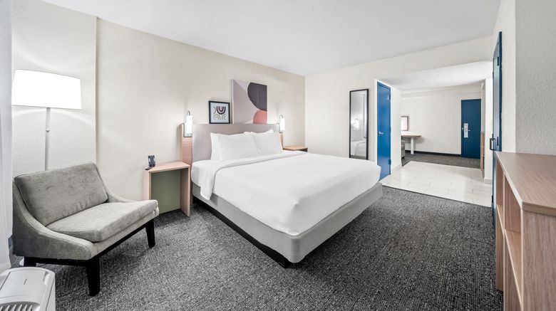 <b>Spark by Hilton Orlando near Universal Room</b>. Images powered by <a href="https://www.leonardoworldwide.com/" title="Leonardo Worldwide" target="_blank">Leonardo</a>.