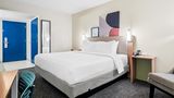 Spark by Hilton Orlando near Universal Room