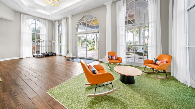 <b>Spark by Hilton Orlando near Universal Lobby</b>. Images powered by <a href="https://www.leonardoworldwide.com/" title="Leonardo Worldwide" target="_blank">Leonardo</a>.