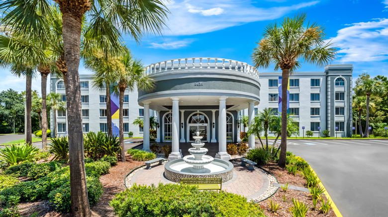 <b>Spark by Hilton Orlando near Universal Exterior</b>. Images powered by <a href="https://www.leonardoworldwide.com/" title="Leonardo Worldwide" target="_blank">Leonardo</a>.