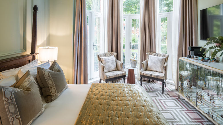 <b>Ellen Kensington Suite</b>. Images powered by <a href="https://www.leonardoworldwide.com/" title="Leonardo Worldwide" target="_blank">Leonardo</a>.