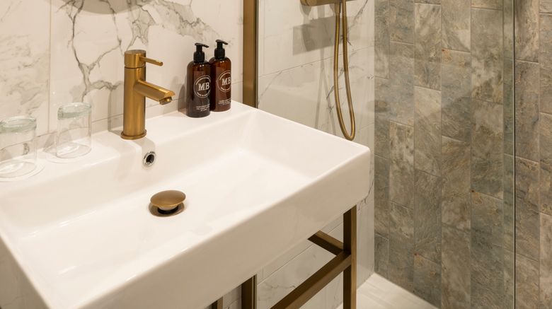 <b>Ellen Kensington Spa</b>. Images powered by <a href="https://www.leonardoworldwide.com/" title="Leonardo Worldwide" target="_blank">Leonardo</a>.