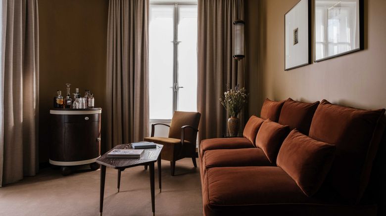 <b>Hotel Rochechouart Suite</b>. Images powered by <a href="https://www.leonardoworldwide.com/" title="Leonardo Worldwide" target="_blank">Leonardo</a>.