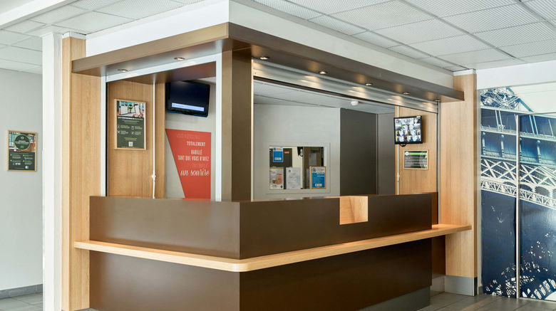 <b>B&B Hotel Orly Rungis Aeroport Lobby</b>. Images powered by <a href="https://www.leonardoworldwide.com/" title="Leonardo Worldwide" target="_blank">Leonardo</a>.