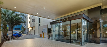 Crowne Plaza Perth Exterior
