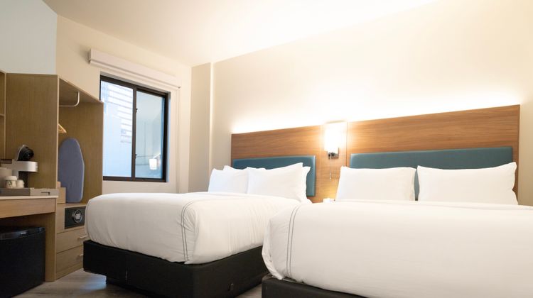 EVEN Hotel Long Island City Room