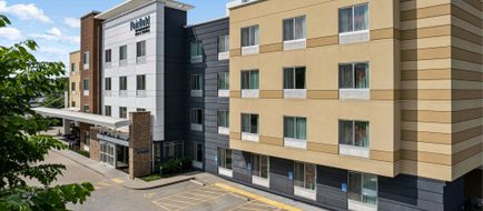 Fairfield Inn/Suites MetroCenter Exterior