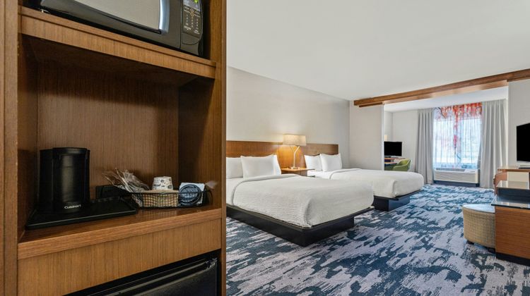 Fairfield Inn/Suites MetroCenter Room