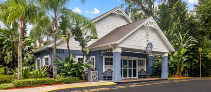 Wyndham Vacation Resort Cypress Palms Exterior