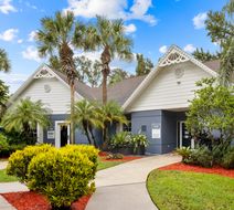 Wyndham Vacation Resort Cypress Palms Exterior
