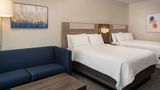 Holiday Inn Express & Suites Fresno Arpt Room