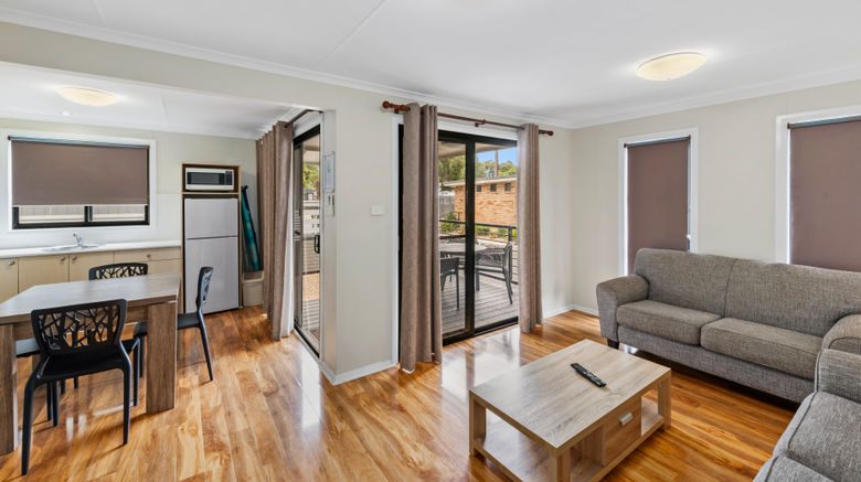 <b>BIG4 Ingenia Holidays Wagga Wagga Room</b>. Images powered by <a href="https://www.leonardoworldwide.com/" title="Leonardo Worldwide" target="_blank">Leonardo</a>.