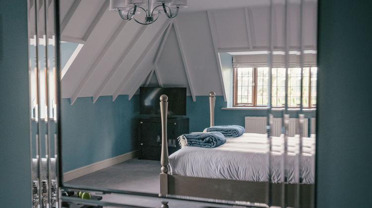 Hogarths Stone Manor Hotel Suite