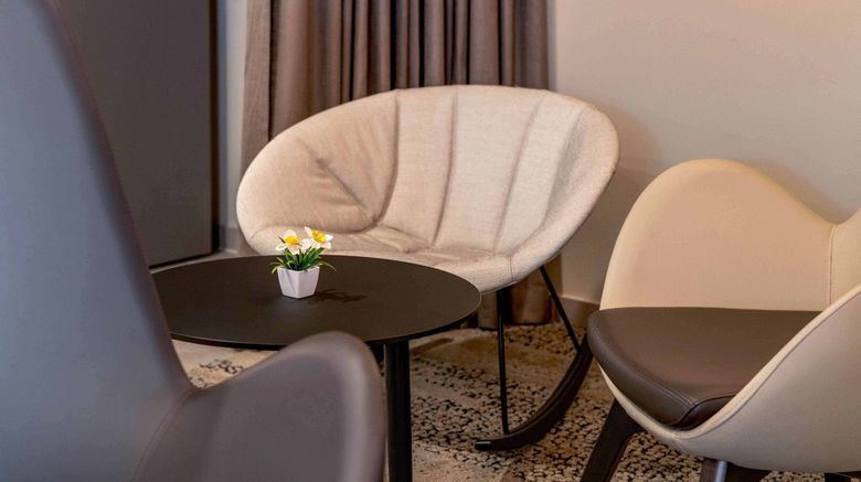 <b>B&B Hotel Luebeck Berliner-Platz Lobby</b>. Images powered by <a href="https://www.leonardoworldwide.com/" title="Leonardo Worldwide" target="_blank">Leonardo</a>.