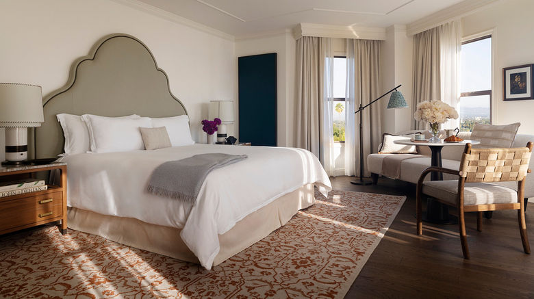 <b>The Langham Huntington Pasadena Room</b>. Images powered by <a href="https://www.leonardoworldwide.com/" title="Leonardo Worldwide" target="_blank">Leonardo</a>.