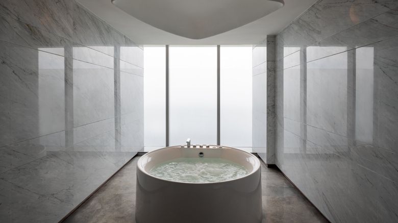 <b>The Xanadu Guangzhou,Vignette Collection Lobby</b>. Images powered by <a href="https://www.leonardoworldwide.com/" title="Leonardo Worldwide" target="_blank">Leonardo</a>.