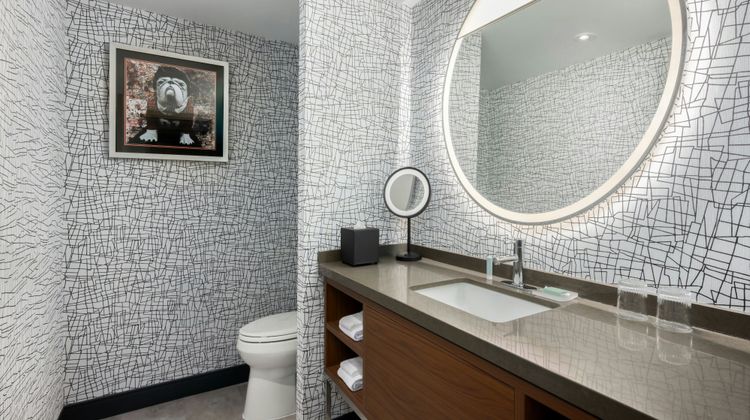 Courtyard by Marriott Athens Downtown Room