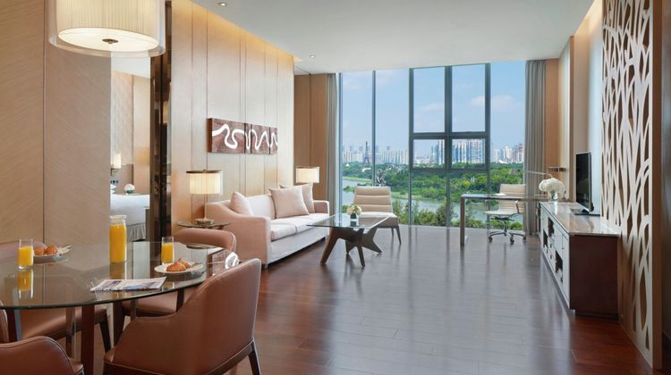 The OCT Harbour- Marriott Exec Apts Room