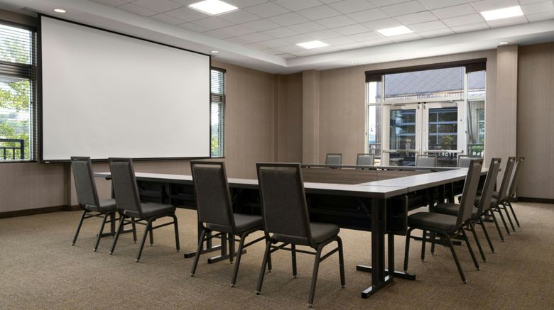 <b>SpringHill Suites Chattanooga Downtown Meeting</b>. Images powered by <a href="https://www.leonardoworldwide.com/" title="Leonardo Worldwide" target="_blank">Leonardo</a>.