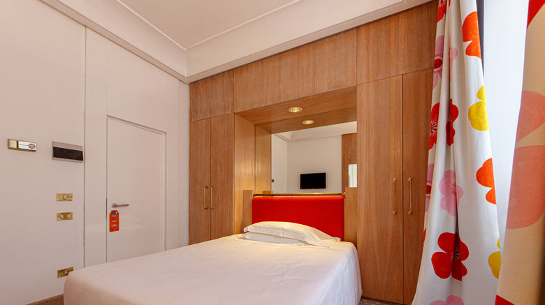 <b>Hotel Albani Roma Room</b>. Images powered by <a href="https://www.leonardoworldwide.com/" title="Leonardo Worldwide" target="_blank">Leonardo</a>.