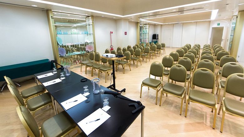 <b>Hotel Albani Roma Meeting</b>. Images powered by <a href="https://www.leonardoworldwide.com/" title="Leonardo Worldwide" target="_blank">Leonardo</a>.