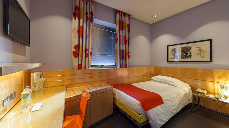 <b>Hotel Albani Roma Room</b>. Images powered by <a href="https://www.leonardoworldwide.com/" title="Leonardo Worldwide" target="_blank">Leonardo</a>.