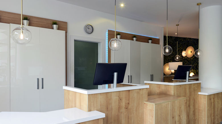 <b>B&B Hotel Krefeld South Lobby</b>. Images powered by <a href="https://www.leonardoworldwide.com/" title="Leonardo Worldwide" target="_blank">Leonardo</a>.