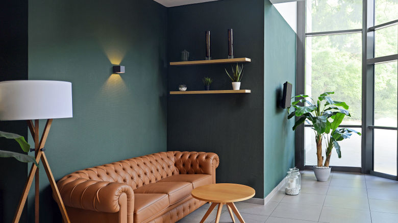 <b>B&B Hotel Krefeld South Lobby</b>. Images powered by <a href="https://www.leonardoworldwide.com/" title="Leonardo Worldwide" target="_blank">Leonardo</a>.