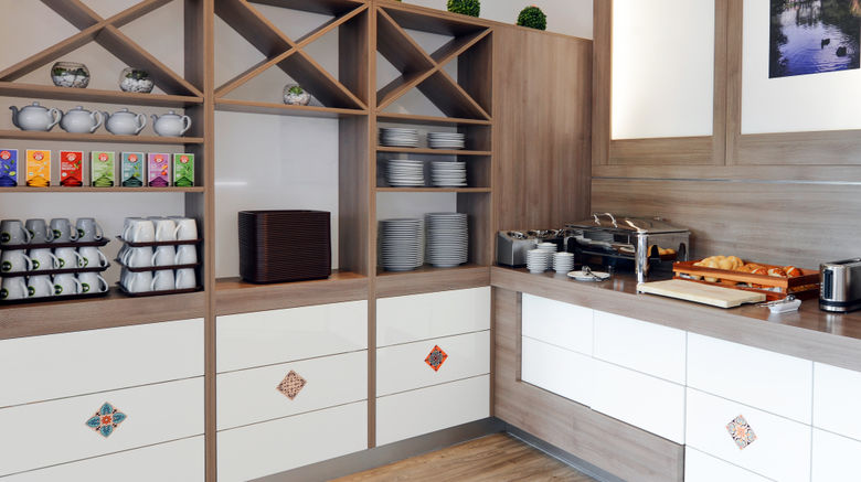 <b>B&B Hotel Krefeld South Restaurant</b>. Images powered by <a href="https://www.leonardoworldwide.com/" title="Leonardo Worldwide" target="_blank">Leonardo</a>.