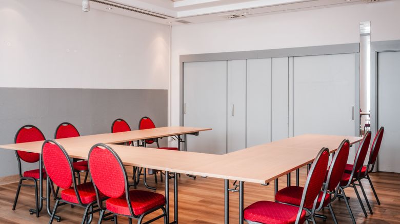 <b>Leonardo Hotel Aachen Meeting</b>. Images powered by <a href="https://www.leonardoworldwide.com/" title="Leonardo Worldwide" target="_blank">Leonardo</a>.