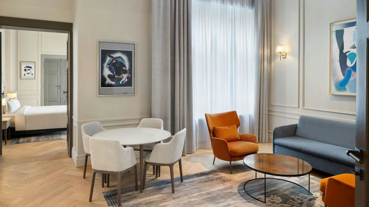 H15 Luxury Palace Suite