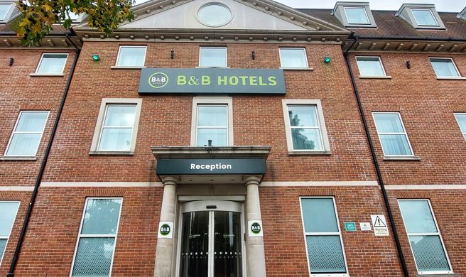B&B Hotel London Heathrow Exterior