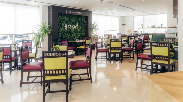 <b>Kingsgate Hotel Abu Dhabi Restaurant</b>. Images powered by <a href="https://www.leonardoworldwide.com/" title="Leonardo Worldwide" target="_blank">Leonardo</a>.