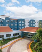 Courtyard by Marriott Cancun Airport