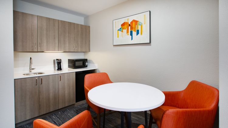 Holiday Inn Express Room