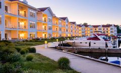 Marina Grand Resort